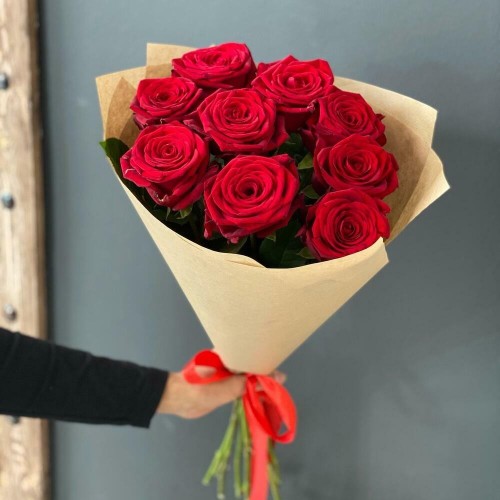 Купить на заказ Букет из 9 красных роз с доставкой в Туркестане
